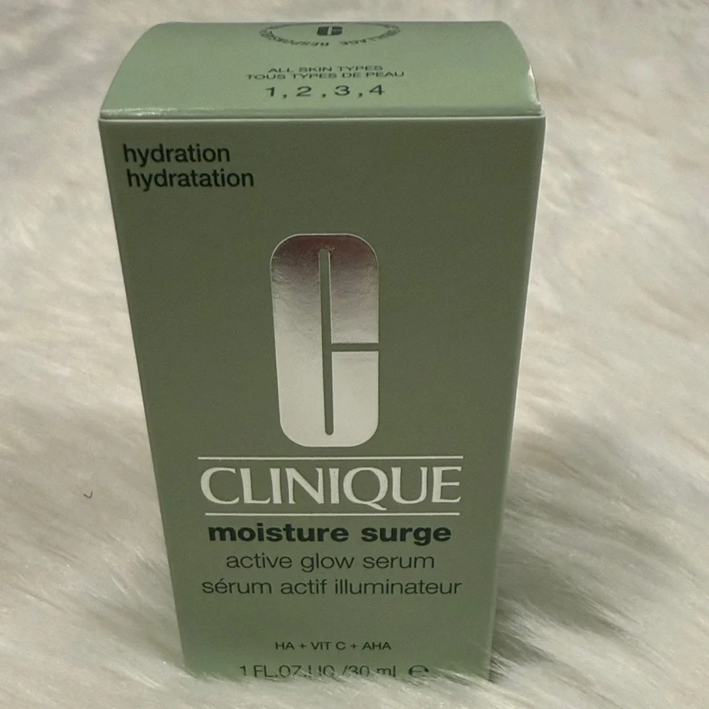 Clinique Moisture Surge Active Glow Serum with Hyaluronic Acid New